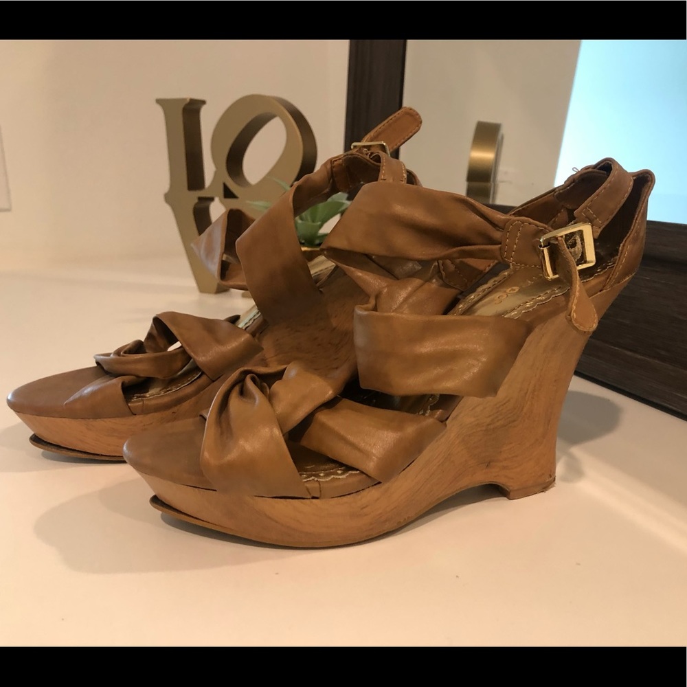 Tan Bamboo wedge